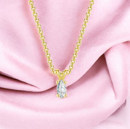 Solitaire Pendant with Gold Plated Chain for Women | Diamond like Brilliance Sparkling Zirconia for that Stunning Shine | Lovely Gift (Gold)