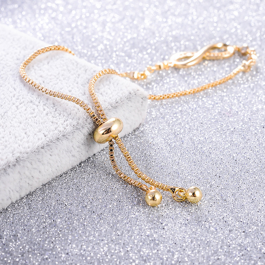 Nilu's Collection Copper Gold-plated Charm Bracelet